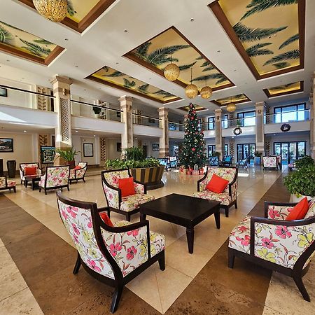 Olalani Resort & Condotel Дананг Екстериор снимка