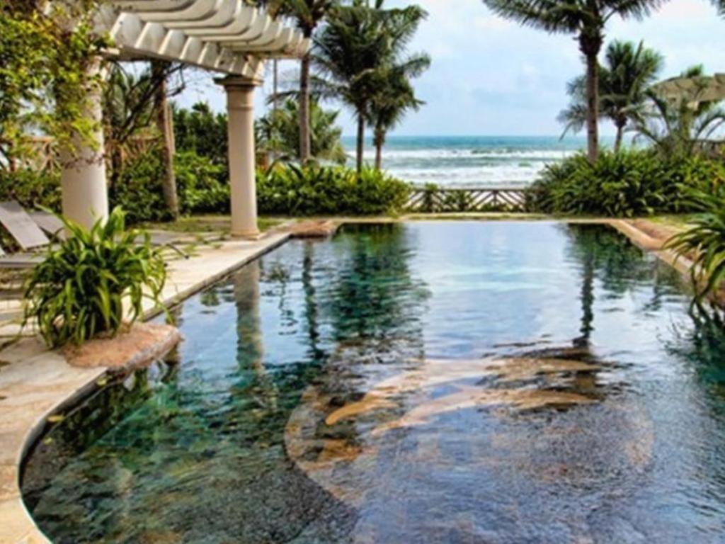 Olalani Resort & Condotel Дананг Екстериор снимка