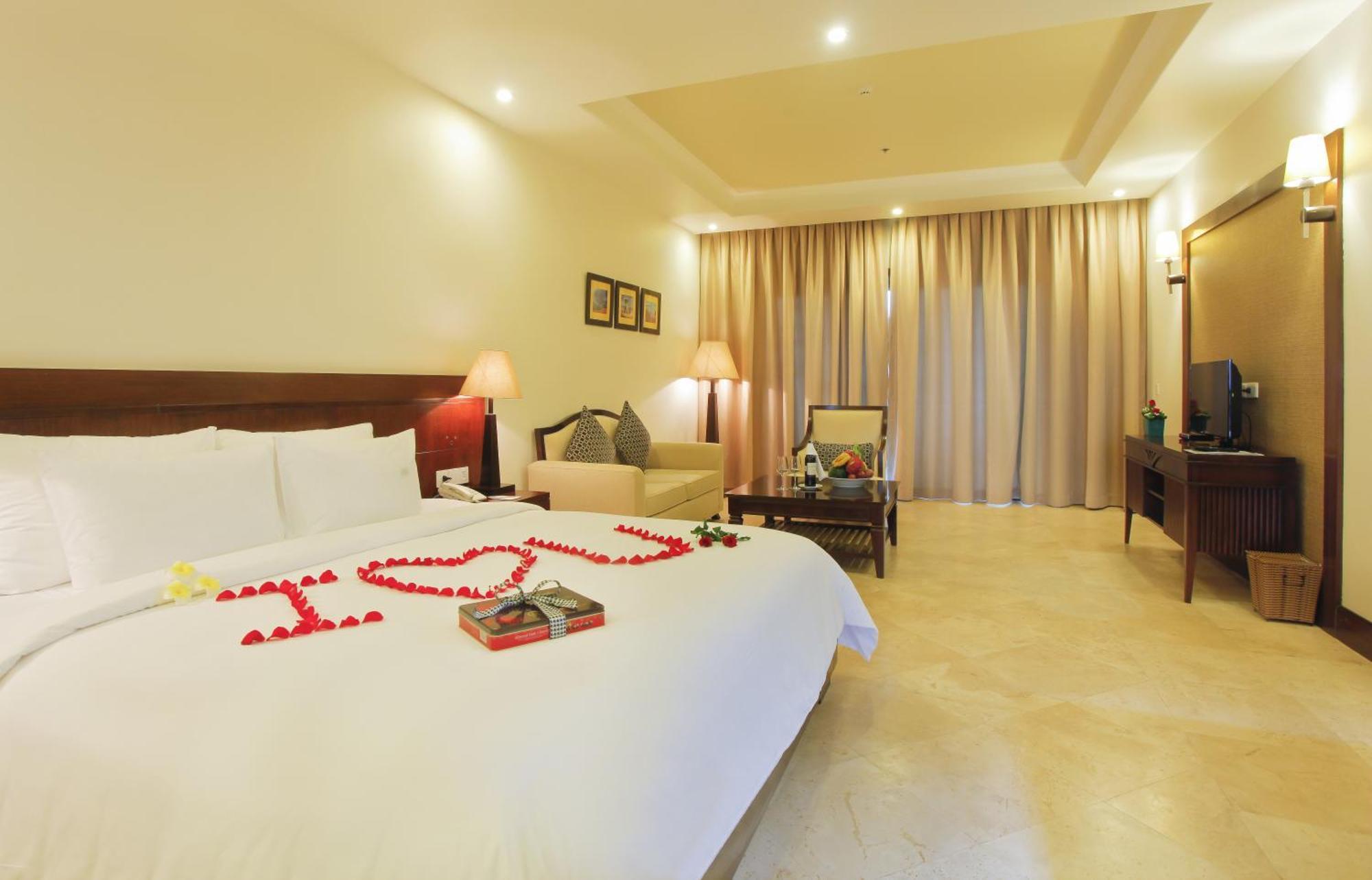 Olalani Resort & Condotel Дананг Стая снимка