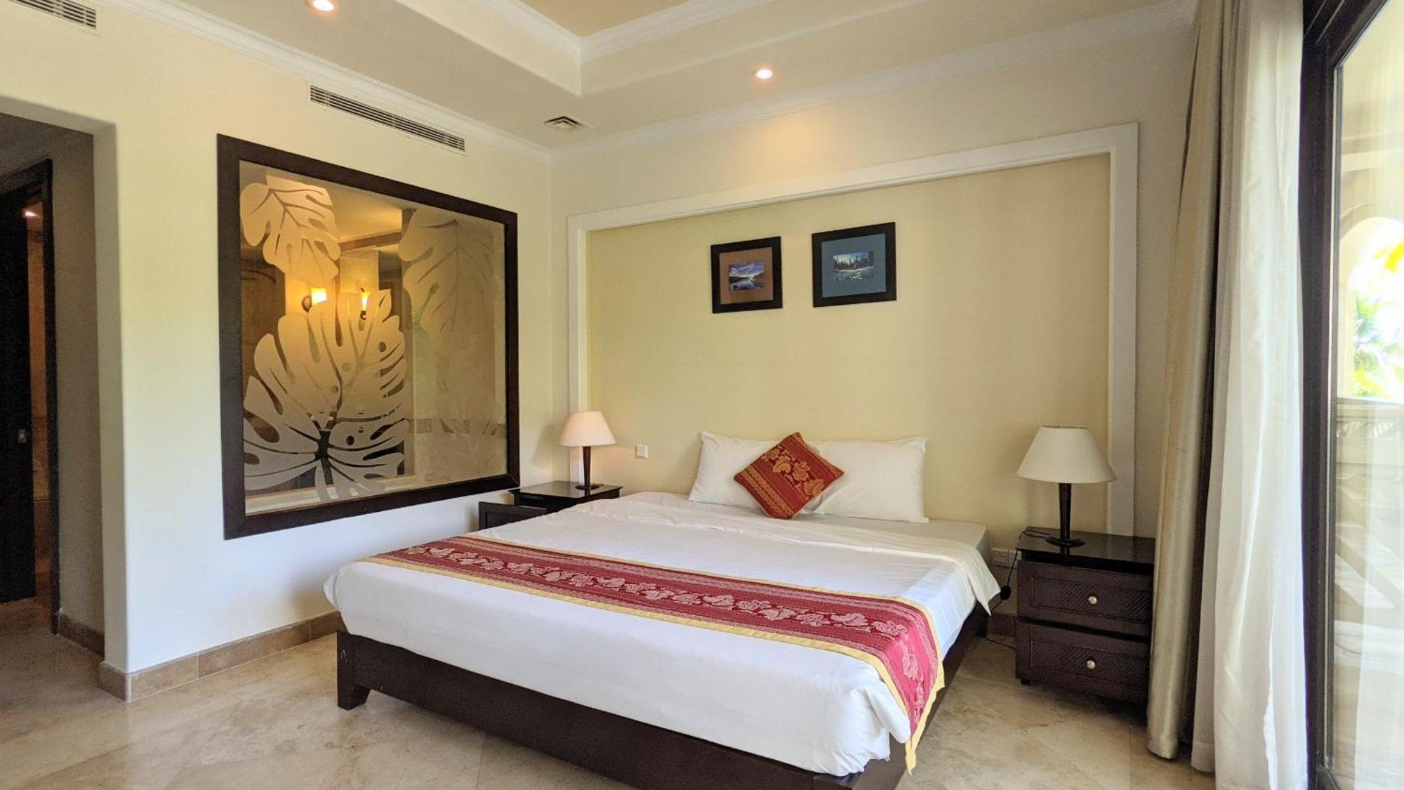 Olalani Resort & Condotel Дананг Екстериор снимка